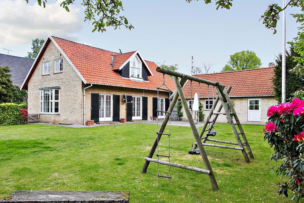 image 01